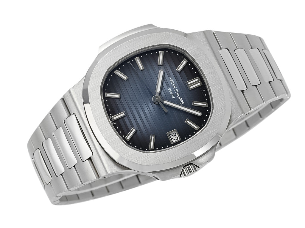 Nautilus Stainless Steel with Blue Dial (40mm) (5811)