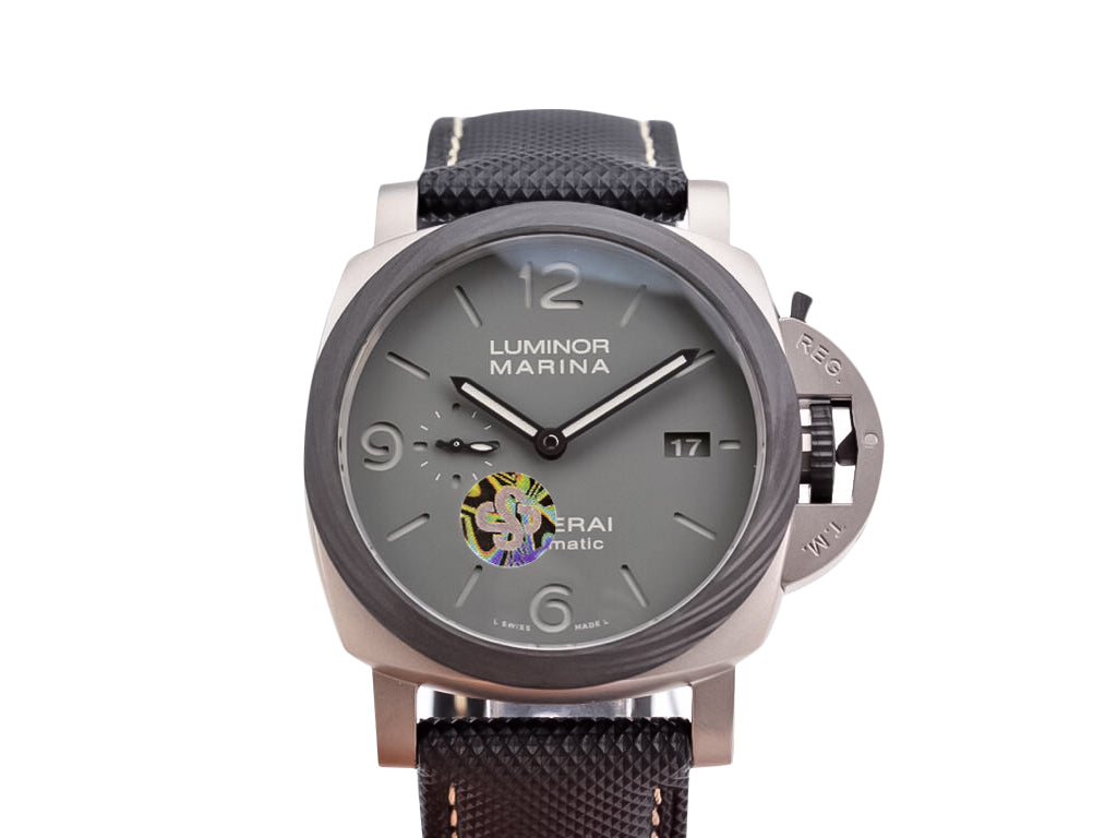 Luminor 1950 44 3 Days Automatic 'TuttoGrigio' Titanium Case with Forged Carbon Bezel, Grey Dial and Black Strap (44mm)