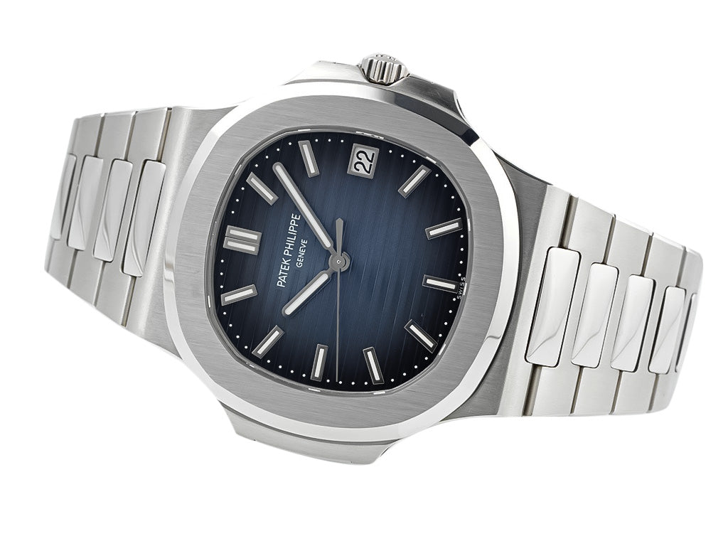 Nautilus Stainless Steel with Blue Dial (40mm) (5811)