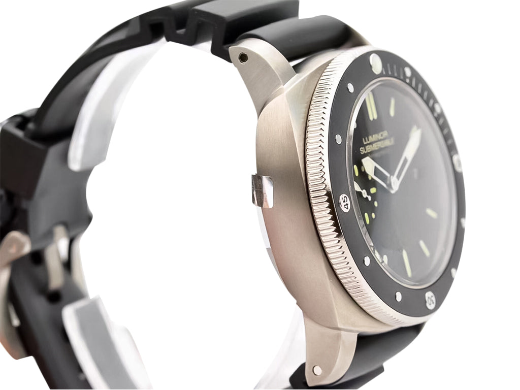 Luminor Submersible 1950 Amagnetic 3 Days Automatic 'Titanio' with Black Dial and Black Strap (47mm)