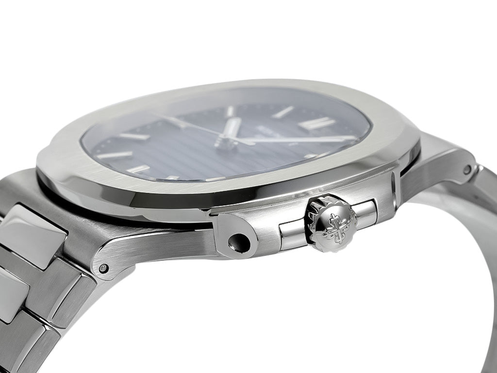 Nautilus Stainless Steel with Blue Dial (40mm) (5811)