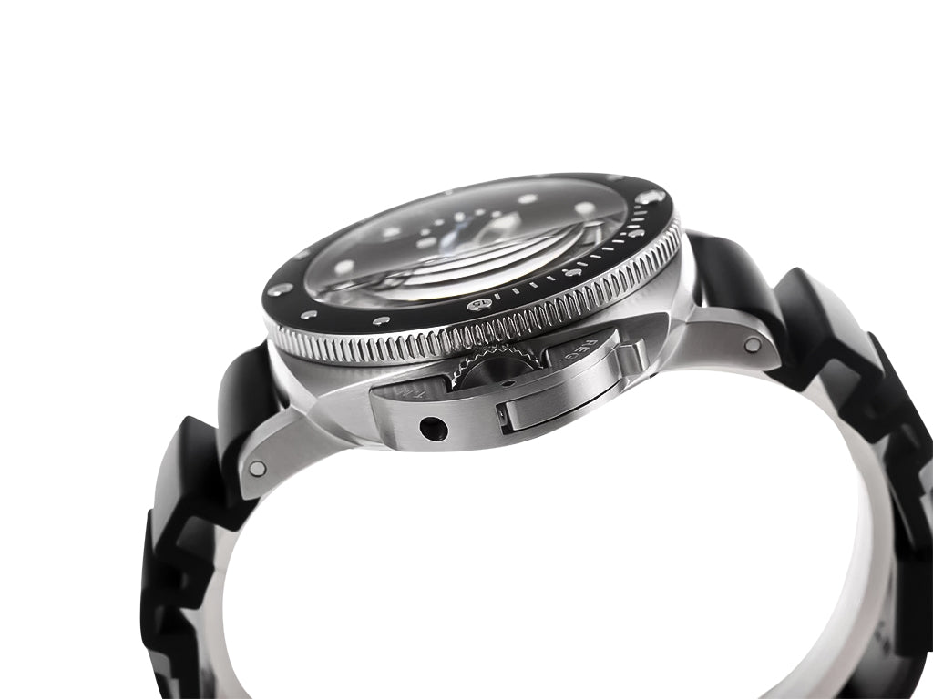 Luminor Submersible 42 3 Days Automatic Acciaio Stainless Steel Case with Black Ceramic Bezel and Black Strap (42mm)