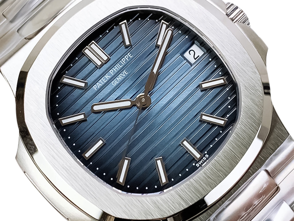 Nautilus Stainless Steel with Blue Dial (40mm)