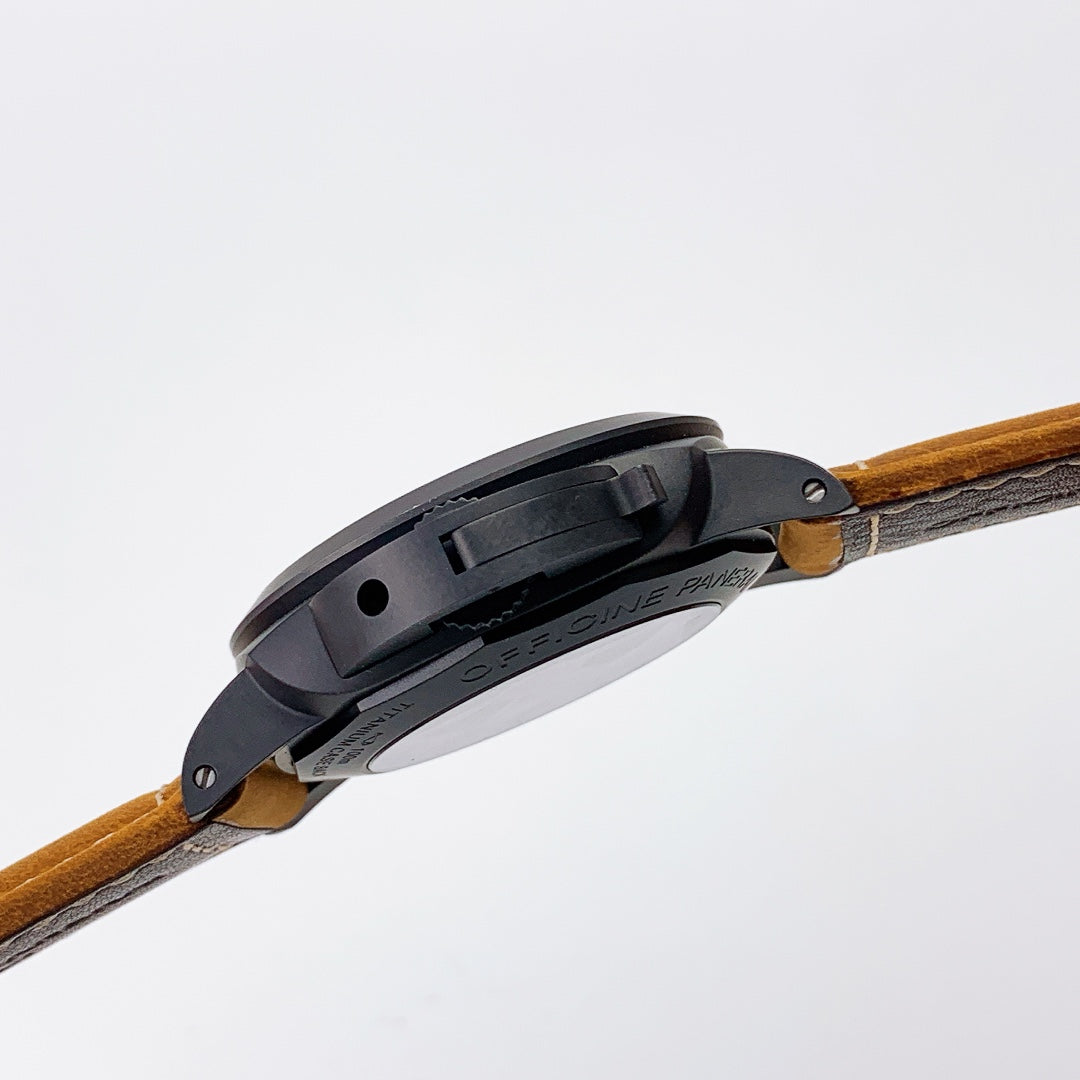 Luminor 1950 3 Days GMT Automatic Ceramica with Black Dial and Brown Strap (44mm)