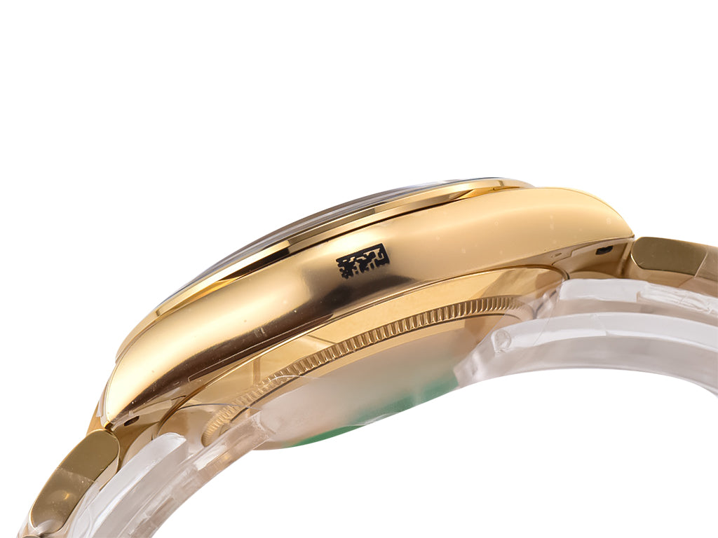 Cosmograph Daytona Yellow Gold with Champagne Dial